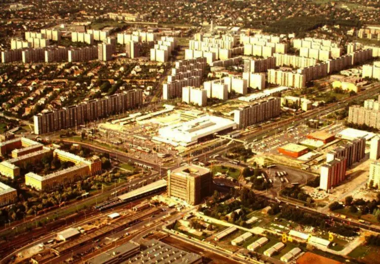 Budapest, az Örs vezér tere látképe, 1984,
BRK