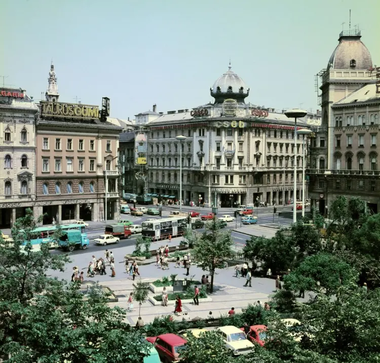 Budapest, Blaha Lujza tér, 1981.
FORTEPAN