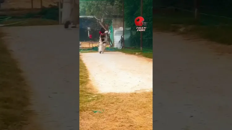 Cricket Batsman széttör egy víztartályt
 – videó