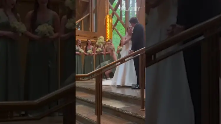 Esküvői kudarc
– videó