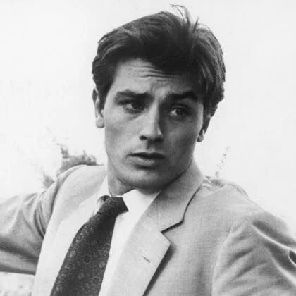 Elhunyt Alain Delon