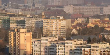 Nyakunkon a határidő, mutatjuk, milyen változás jön a társasházaknál