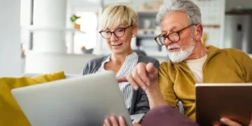 Az időseknek szóló online rejtvények előnyei