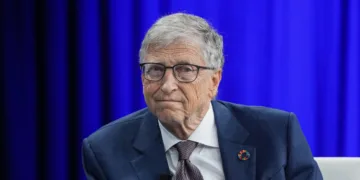 Bill Gates döbbenetes jóslata: Csak ez a három iparág élheti túl a mesterséges intelligencia forradalmát!